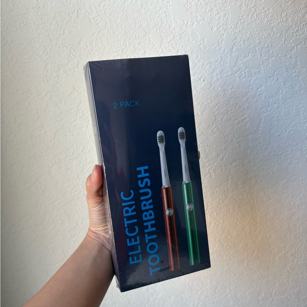 NWT 2 Pack Sonic Electric Toothbrushes with 10 Brush Heads - Picture 2 of 9